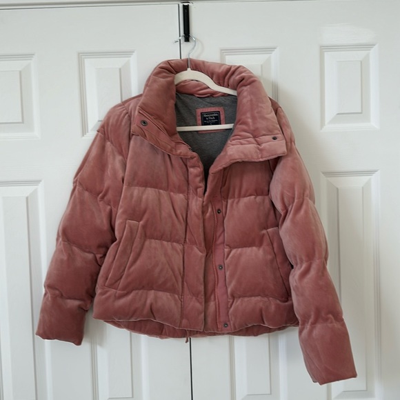 abercrombie and fitch velvet puffer jacket - Picture 2 of 5